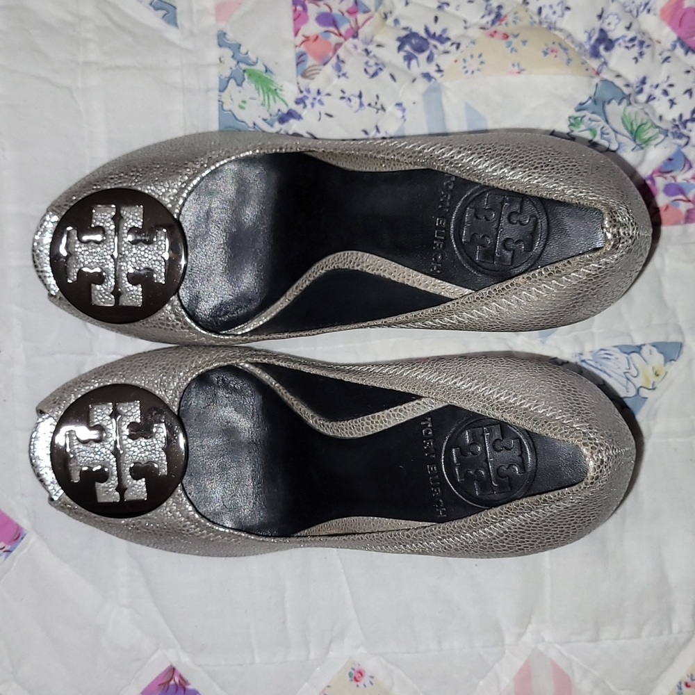 Tory Burch Sally 2 Wedges Size 5.5 - Picture 7 of 10